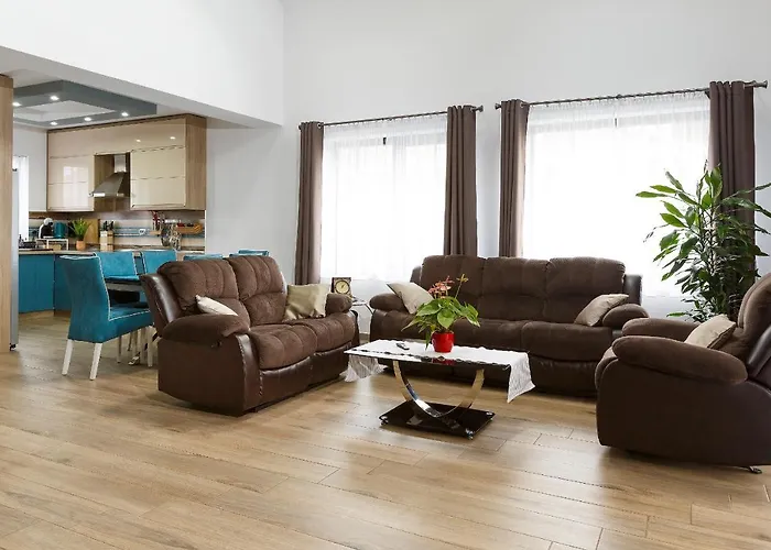 Montana Villa Brassó